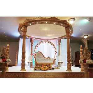 Mandap de Boda Redondo Moderno de Diseño con Madera Tratada y Características Ligeras, Arreglo Tradicional Hindú Tallado, Australia - Product Image 1