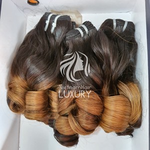Cabello Remy Vietnamita de Color Natural, Doble Trama a Máquina, Rizado y Voluminoso, para Extensiones de Cabello - Product Image 1