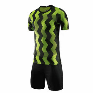 Más Popular personalizado respetuoso del medio ambiente tela negro amarillo niños fútbol Kit Jersey uniforme conjunto - Product Image 6