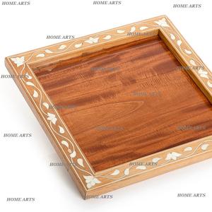 Plateau de service alimentaire en bois de conception nouvelle, qualité supérieure, forme carrée, plateau de service pour desserts et dattes par Home Arts - Product Image 4