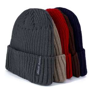 Gorro de invierno personalizado de alta calidad, gorro de punto elegante con forro, sombreros cómodos para viajar - Product Image 1