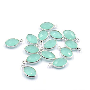Pendentif en quartz aqua, forme marquise, serti argenté, 15 à 17 mm, avec bélière, plaqué rhodium - Product Image 3