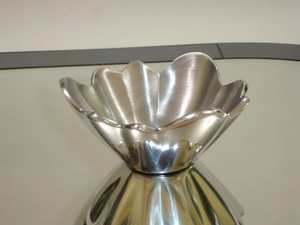 Hot Vantage Premium Fantaisie Luxe Unique Moderne Fruits Plat De Service Bol pour Fruits En Métal Servir Fleur Forme Bol De Service Alimentaire - Product Image 3