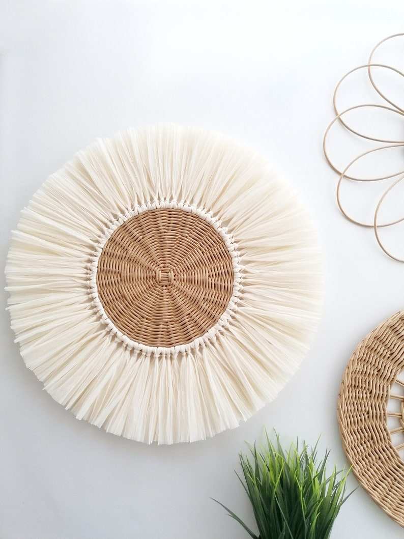 เหลืองอ่อน