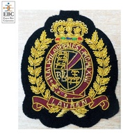 Parche de insignia de lujo 3D personalizado para chaqueta, bordado a mano con hilo de oro cosido, de tela de fieltro ecológica, sin níquel, OEM