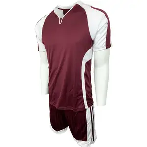 Groothandel Voetbal Uniform Beste Kwaliteit Custom Voetbal Jersey Kits Pakistan Gemaakt Heren Sport Voetbal Uniform