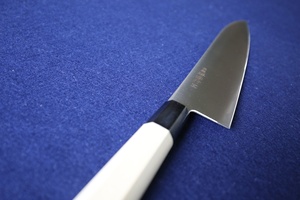 Cuchillo de Cocina Japonés con Acero Sueco - Product Image 4