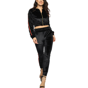 Ensemble de survêtement pour femmes avec logo personnalisé, haut court à col rond et manches longues, pantalon de sport taille haute, vêtements pour femmes - Product Image 6