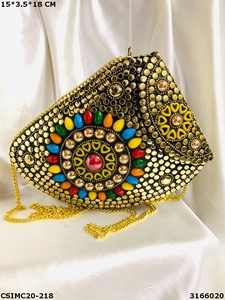 Sac de soirée en mosaïque métallique tendance de créateur Accessoire élégant pour les occasions spéciales - Product Image 2