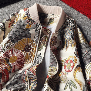 Veste universitaire à broderie florale et de grue à la mode pour hommes col montant veste universitaire à conception personnalisée pour hommes - Product Image 5