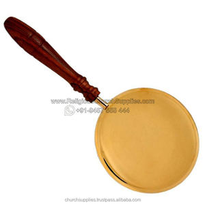 Paten en laiton P-1007 avec manche en bois pour bougies - Product Image 2