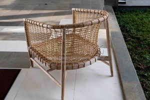 Silla de Comedor de Mimbre y Madera de Teca para Exteriores, Estilo Minimalista, Ideal para Villas y Parques, de Sevilla, Muebles Ecológicos y Duraderos, en Oferta - Product Image 3