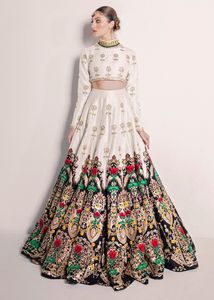 Lehenga Choli de Terciopelo de Diseñador para Mujer para Bodas, Compra en Línea en Surat, India, Vestidos de Novia Pakistaníes 2022 - Product Image 2