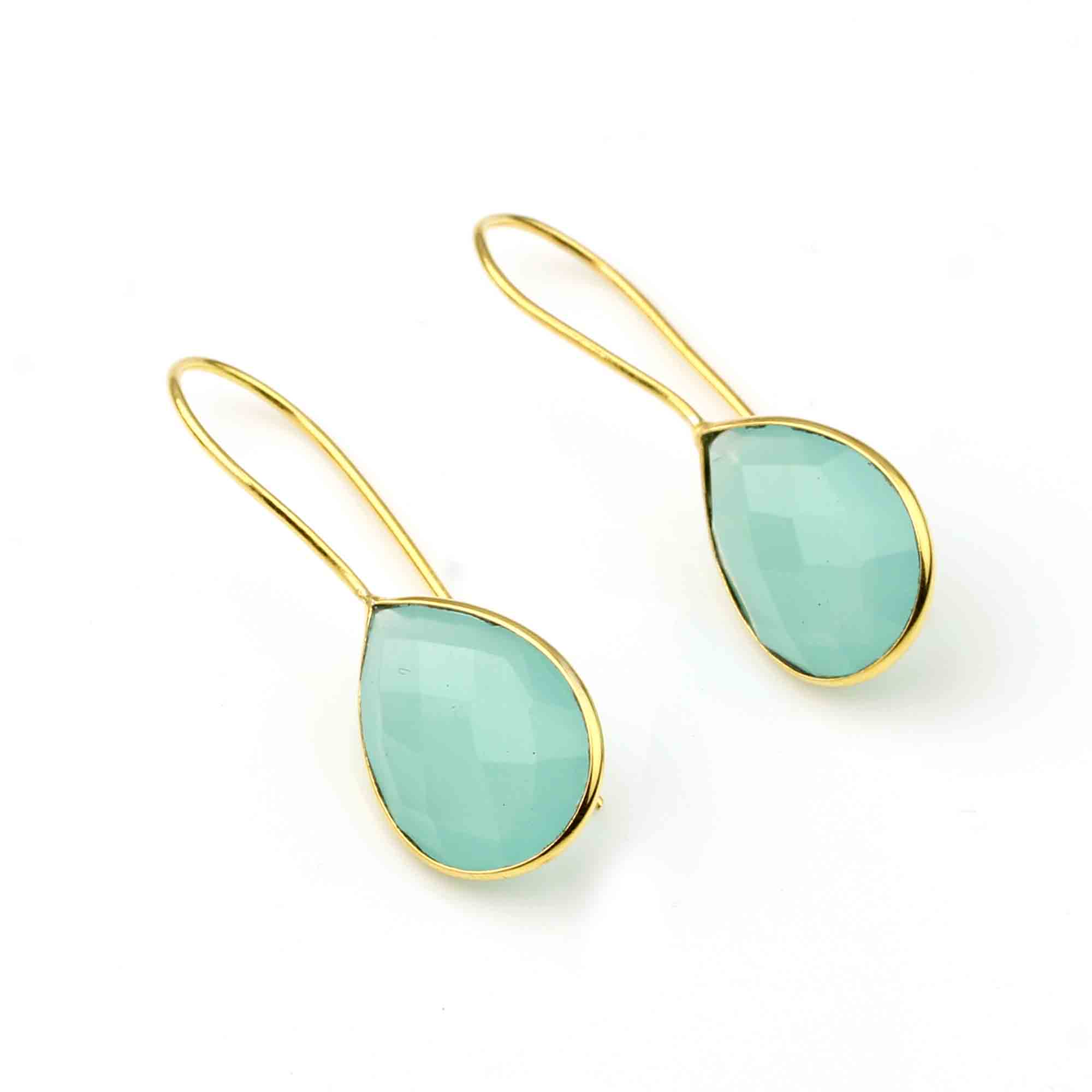 สีฟ้าอมเขียว