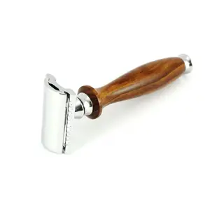 Деревянный набор для бритья для мужчин с кисточкой для бритья из синтетических волос и безопасным бритвенным комплектом Мужской подарочный набор