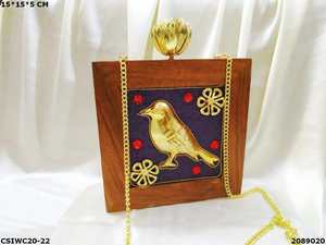 Sacs de soirée élégants en bois Embrayages Collection exclusive avec accents en métal - Product Image 4