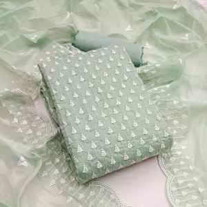 คว้าลุคที่สองในวัสดุชุดนี้ Chanderi-ชุดผ้าฝ้ายประดับอย่างสวยงามด้วยงานปัก - Product Image 2