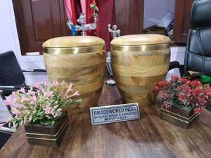 Urna Funeraria de Madera Estilo Americano Heritage - Brassworld India Funeral Supplies Print - Product Image 3