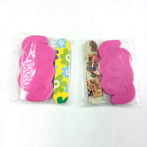 Kit <span class=keywords><strong>de</strong></span> manucure jetable 2 pièces en acier inoxydable et EVA avec lime à ongles et séparateur d'orteils pour hôtels - Soins personnels - Product Image 5