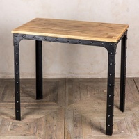 Ensemble de table et chaises de bar industrielles |   Meuble de bar en bois de manguier avec structure en fer pour la maison, les hôtels et les fermes |   Personnalisé