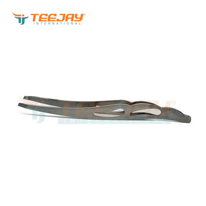 Pince à épiler TEEJAY nouvelle génération, 11 cm, en acier inoxydable argenté, pointe inclinée, fabrication fine, poignée élégante, idéale pour l'épilation des sourcils - Product Image 5