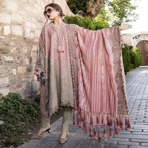 Salwar Kameez en soie, cachemire et coton pour femmes - Vêtement décontracté - Product Image 4