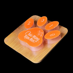 Vitrine de produits cosmétiques au design coloré, 20 pièces - Product Image 2