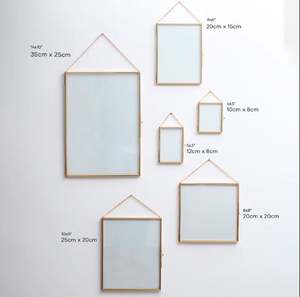 Ensemble de 6 cadres photo suspendus muraux en métal doré avec finition en verre brillant, parfaits pour la décoration de la chambre à coucher et l'affichage élégant - Product Image 2