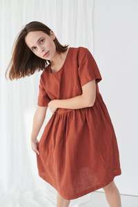 Robe midi en polyester à col rond et manches courtes, coupe ample, couleur unie, respirante, pour l'été, idéale au quotidien, taille haute, style A-line - Product Image 2