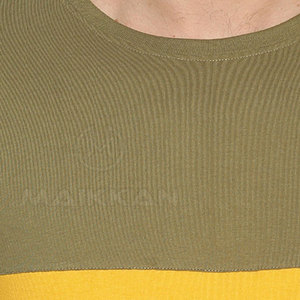 เสื้อยืดถักทรงหลวมสำหรับผู้ชายดีไซน์ระบายอากาศได้ดีใส่สบาย - Product Image 2