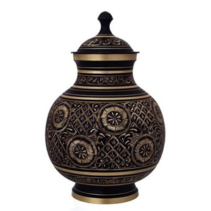 Urnes funéraires de temple avec gravure à la main complète, couleur noire, urne funéraire premium pour cendres humaines - Product Image 5