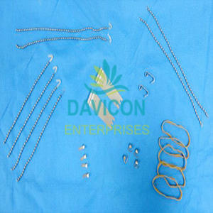 Juego de Retractor Manual y Mesa de Maniobra TUPPERS - Product Image 4