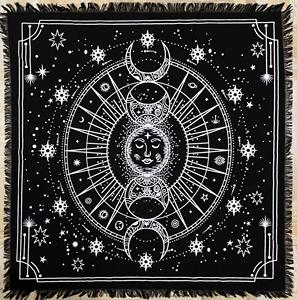 Tapisserie en coton moderne faite à la main Cinq phases de lune Couverture de table en tissu d'autel carré Beau Tarot répandu par les expéditeurs indiens - Product Image 2