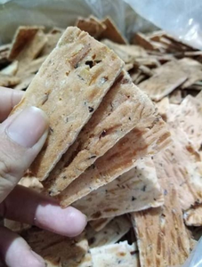 Craquelins de noix de coco croustillants Safimex, collation légère et savoureuse, naturellement sucrée, croustillante aux graines, fabriquée à Hô Chi Minh pour la vente au détail alimentaire - Product Image 6