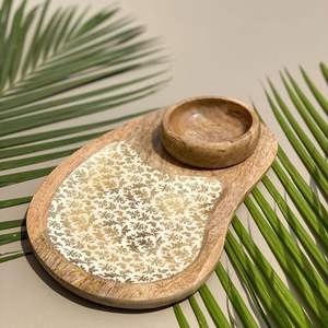 Bandeja de madera de alta calidad para crema de queso, bandeja de madera con mini cuenco de diseño único para servir, decoraciones de boda, Decoración de mesa - Product Image 1