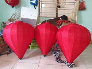 Linterna de seda Hoi An hecha a mano de Vietnam, linterna de seda tradicional vietnamita, perfecta para decoración de festivales y regalo de recuerdo - Product Image 5