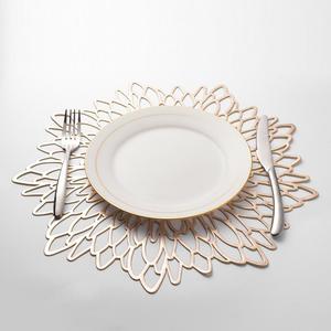 Vente chaude brillant laiton métal plats et assiettes vaisselle chargeur assiette doré et blanc au prix le plus bas - Product Image 2