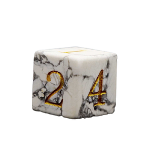 Pierre d6 cube Howlite blanche pierre précieuse cristal d6 dés gravure pierre personnalisée ensembles de dés Vikings - Product Image 4