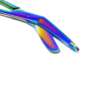Tijeras de Primeros Auxilios Multicolor 2026 de 5.5 Pulgadas, Acero Inoxidable Arcoíris, Tijeras para Vendajes, Afiladas y Suaves, para Médicos y Personal de Emergencias Médicas - Product Image 2