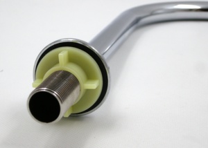 Caño de salida de acero inoxidable para grifo operado por pie - Product Image 3