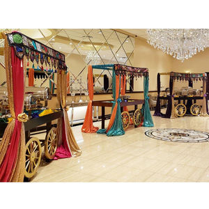 Chariot et comptoir de buffet de mariage indien moderne avec des matériaux en bois et en métal, design durable pour les événements de mariage hindou Sangeet - Product Image 1