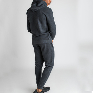 Trajes Deportivos OEM Personalizados al por Mayor para Hombre, Ropa Deportiva Ajustada, Traje Deportivo Informal de Manga Larga - Product Image 4