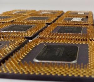 Stock de componentes de escritorio de chatarra de oro de CPU de cerámica usada para Intel 386/486 - Product Image 3