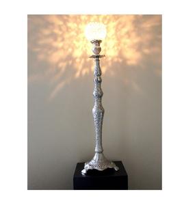 Venta al por mayor mejor precio hecho a mano candelabro de metal Globo de Cristal elegante decoración del hogar para la boda de Navidad portavelas - Product Image 1