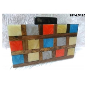 กระเป๋าคลัทช์โลหะสำหรับงานเลี้ยงตอนเย็นกระเป๋าเดินทางแบบอินเดียกระเป๋าคลัทช์สำหรับงานราตรีสุดหรู - Product Image 5