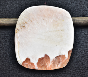 Vente en gros de pierres précieuses en vrac de Scolecite rose - Product Image 4