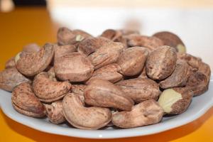 Đồ ăn vặt từ hạt là các loại hạt điều, giá rẻ và chất lượng cao từ Việt Nam. - Product Image 2