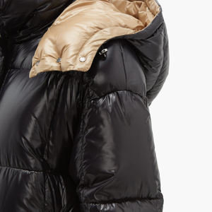Piumino lungo da donna di alta qualità con cappuccio nero piumino Parka leggero per l'inverno - Product Image 5