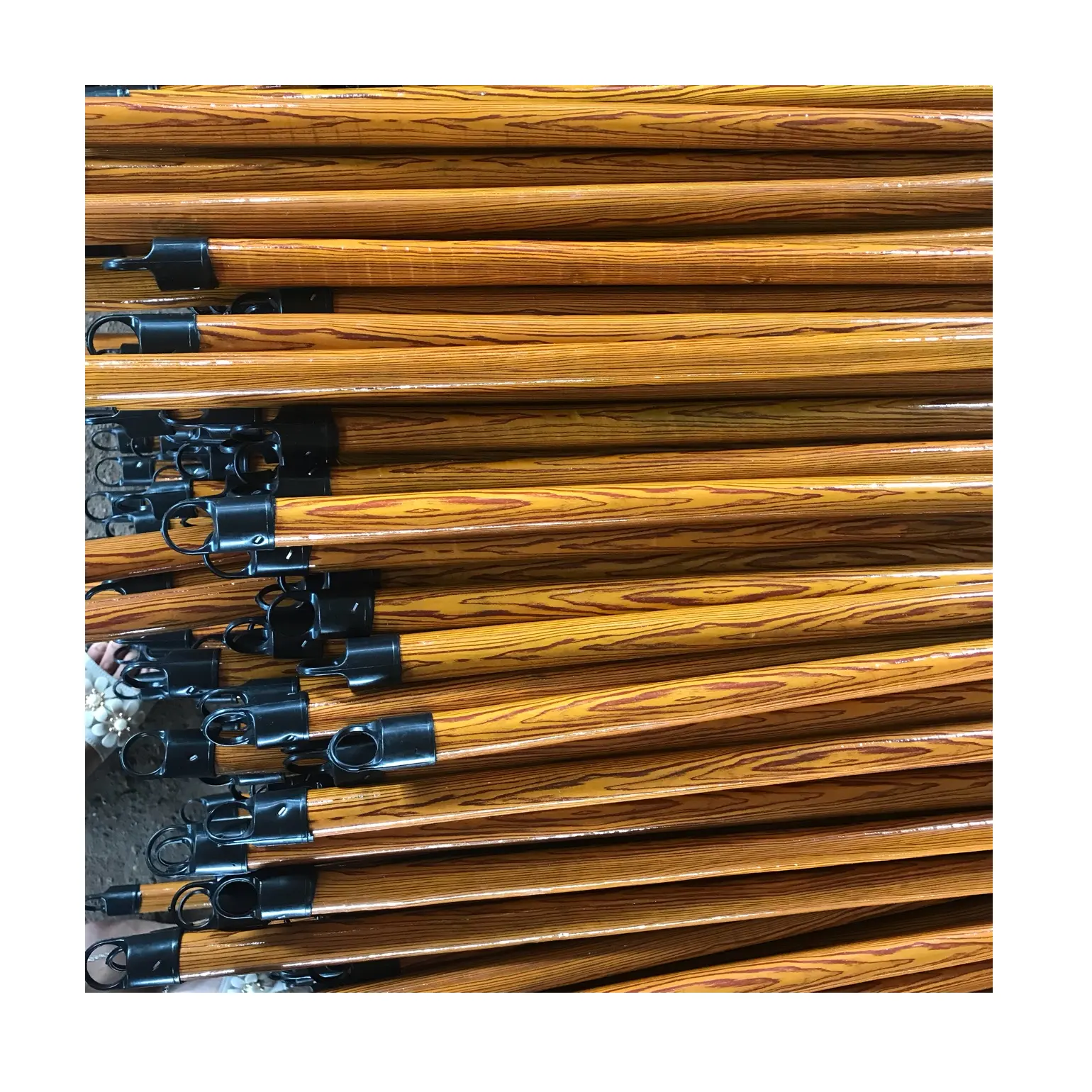 High Quality PVC Coated Wooden Mop Stick Broom Handle Brush Pole Wholesale/ broom handle pvc