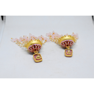 Boucles d'oreilles longues en forme de jhumka en laiton doré mat traditionnel Meenakari en gros pour filles et femmes - Product Image 2